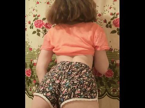 ❤️ Sexy ung babe tar av seg shortsen på kamera ❤ Sex ved no.pornofilmtv.ru ❌❤
