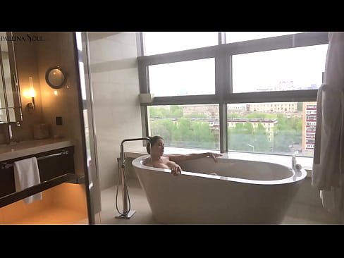 ❤️ En fantastisk babe som lidenskapelig rykker av seg fitta på badet ❤ Sex ved no.pornofilmtv.ru ❌❤